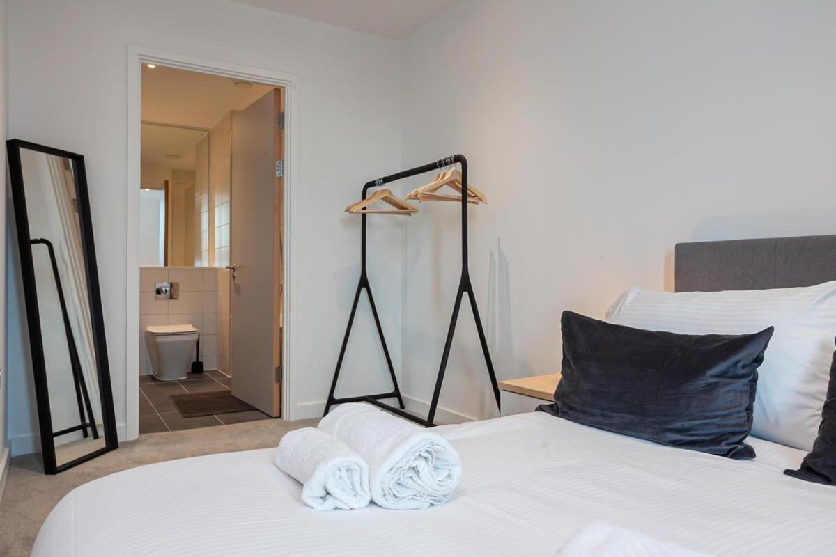 Spacious 2 Bed Apartment In Central Manchester Dış mekan fotoğraf